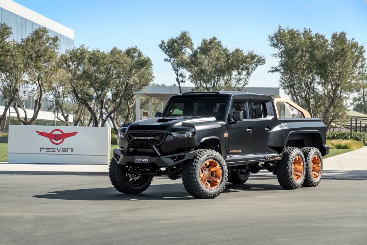 Dicho motor es un 6.2 litros supercargado capaz de producir hasta 702 HP.