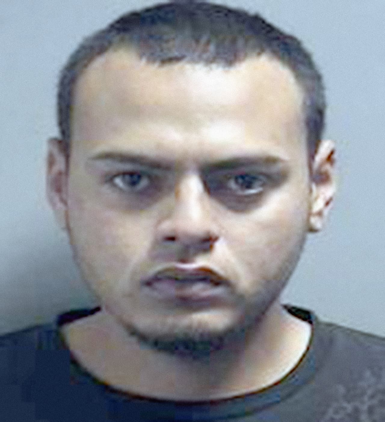 <b>José A. Flores Velázquez</b> es buscado por Violencia Doméstica con una fianza de $100,000.