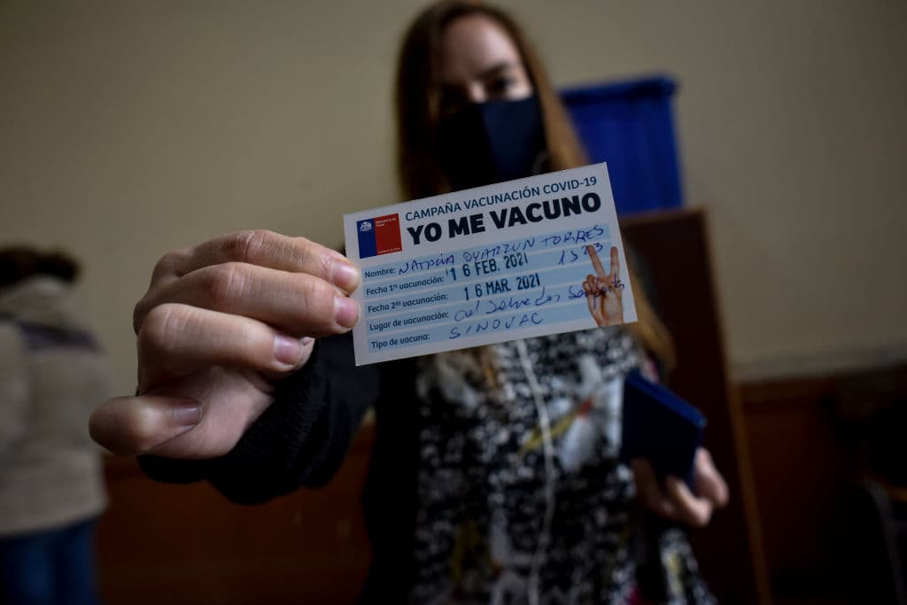 ¿Cómo Chile se convirtió en un líder mundial de la vacunación contra el covid-19? 