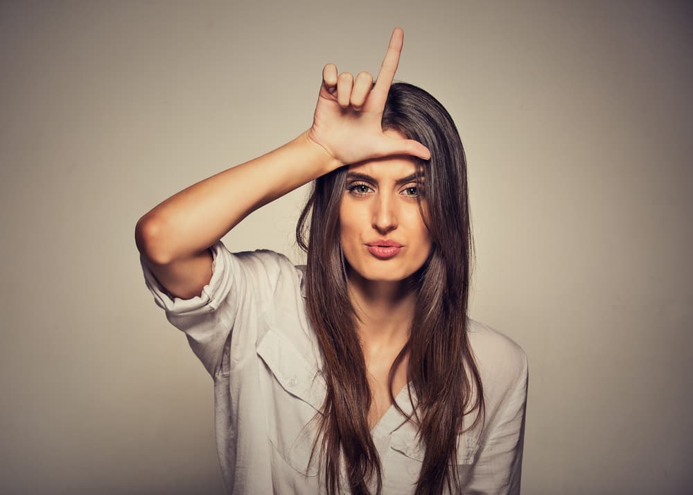 <b><u>Sagitario</u></b>
<br>
<b><u>Su famosa sinceridad</u></b>
<br>El gran problema con Sagitario es que no sabe distinguir bien la diferencia entre “ser sincero o franco” y ser “insensible, inoportuno y maleducado”.