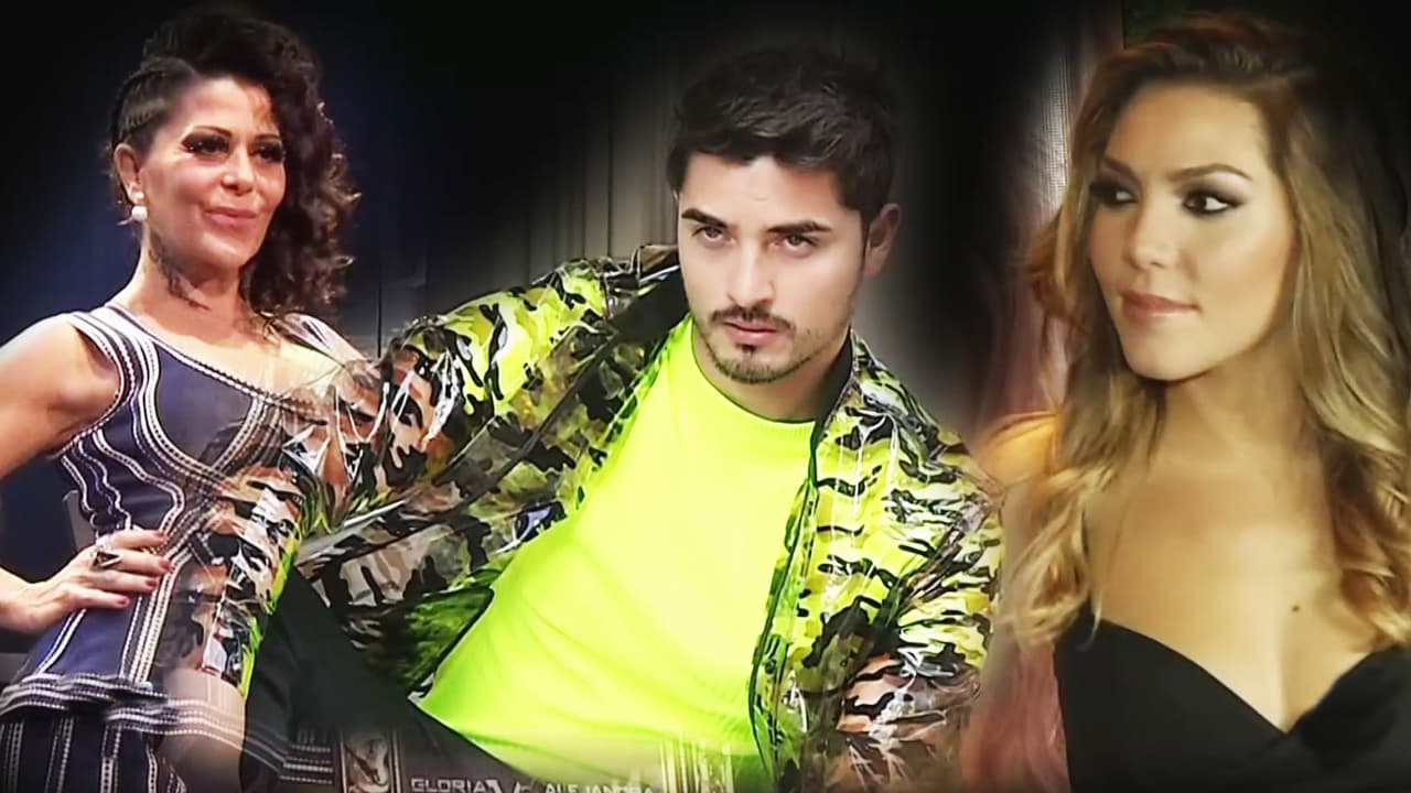 En esa charla, explicó que ese hecho fue el punto de quiebre con su mamá, a quien ha acusado de haber tenido una relación sentimental con Christian Estrada por aquel tiempo. 
<b><a href="https://www.univision.com/famosos/con-lagrimas-en-los-ojos-alejandra-guzman-responde-si-estuvo-con-el-ex-de-frida-sofia" target="_blank">La roquera lo ha negado</a></b> hasta el cansancio.
<br>