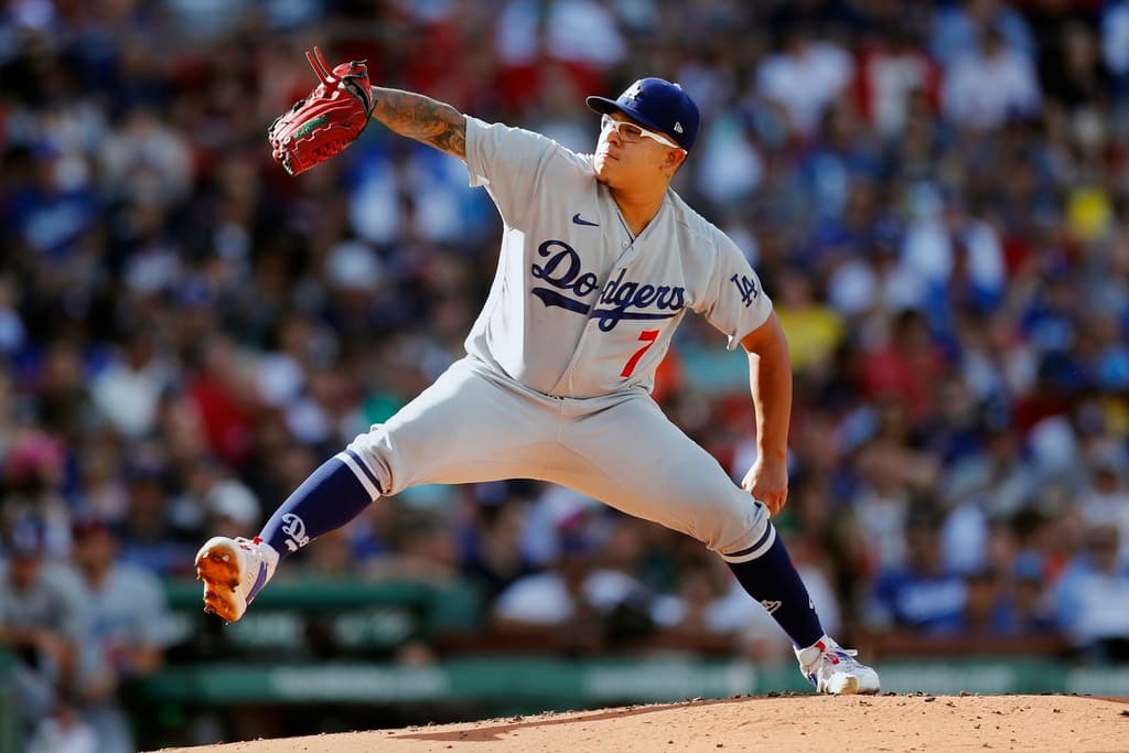 El incidente más reciente se suma a una serie de problemas fuera del campo para Urías, quien se encuentra en su última temporada de contrato con los Dodgers. Además de enfrentar dificultades en su desempeño en el montículo durante este año, el arresto podría tener consecuencias graves para su carrera y su reputación.
<br>