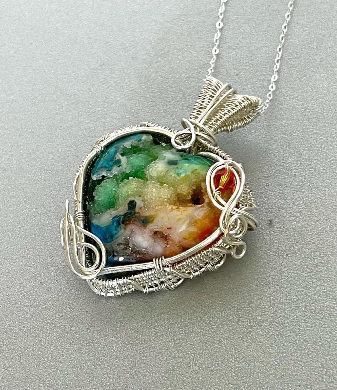<b>Durham Craft Market Valentines Shopping</b>
<br>
<b>Fecha</b>: 10 de febrero
<br>
<b>Lugar</b>: 501 Foster St. Durham, NC
<br>
<b>Sitio web</b>: 
<a href="https://www.facebook.com/events/374601478539468">https://www.facebook.com/events/374601478539468</a> 
<br>
<br>Encuentra regalos para tu pareja o amigos elaborados por artesanos y artistas.