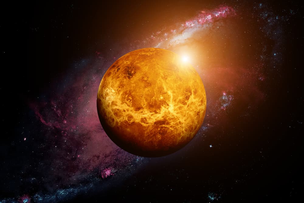Cuando Venus está en tránsito por cada uno de los signos, influye de manera peculiar a todos los signos. Pero, ¿qué ocurre con nuestro carácter cuando tenemos al planeta en nuestro signo?