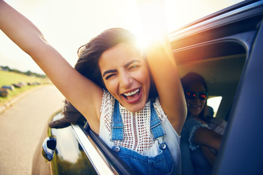 <b>¿Qué atrae a Aries? </b>
<br>Como primer signo del zodiaco del elemento fuego tu signo se siente atraído a las personas intrépidas, corajudas, valientes, capaces de correr riesgos, desinhibidas y decididas en todo momento, aquellas que representan un reto para ti, sin ser demasiado confrontacionales ni agresivas. Ardientes en el amor, sin inhibiciones ni complejos.