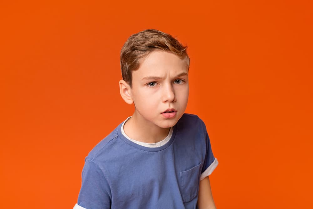 Claro, también pueden aparecer los rasgos negativos de Virgo y en ese caso se vuelve criticón en exceso, perfeccionista al máximo, entremetido, demasiado conservador, duro con tus palabras y con poco tacto social.
<br>
<br>Cuando los papás empiecen a notar esos rasgos pueden ayudarte a superarlos con el ejemplo y la plática inteligente.
<br>