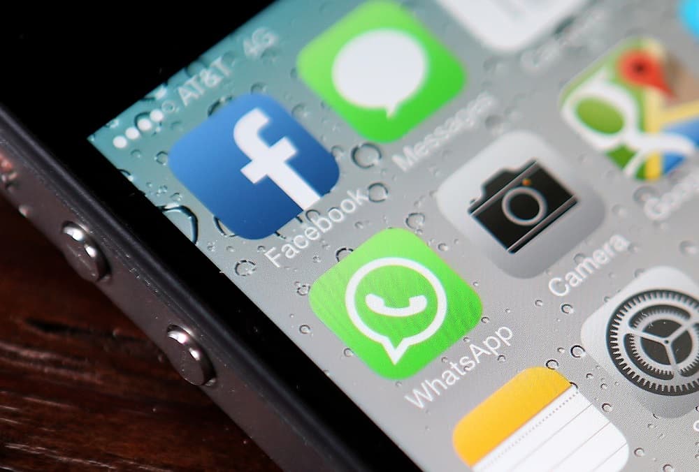 Snapchat, facebook, Instagram y hasta whatsap, cualquier plataforma social en línea es la vía más rápida para conseguir la droga.