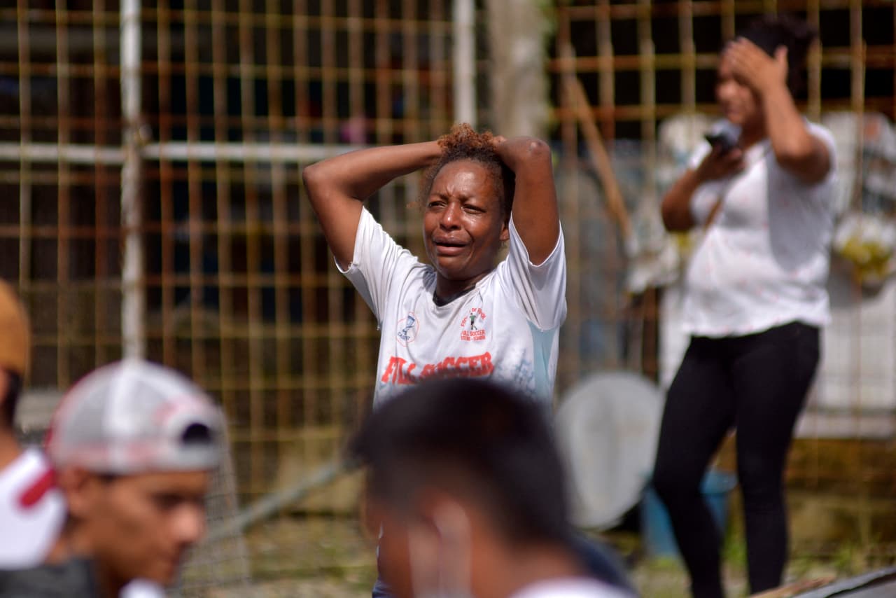 El ministro dijo durante la tarde que un cabecilla de dicha banda delictiva fue trasladado por un juez desde otra cárcel, recién el pasado 26 de abril. 
<b>“Ese fallo judicial es lo que aparentemente provocó esta masacre irracional”</b>, apuntó. 
<br>
