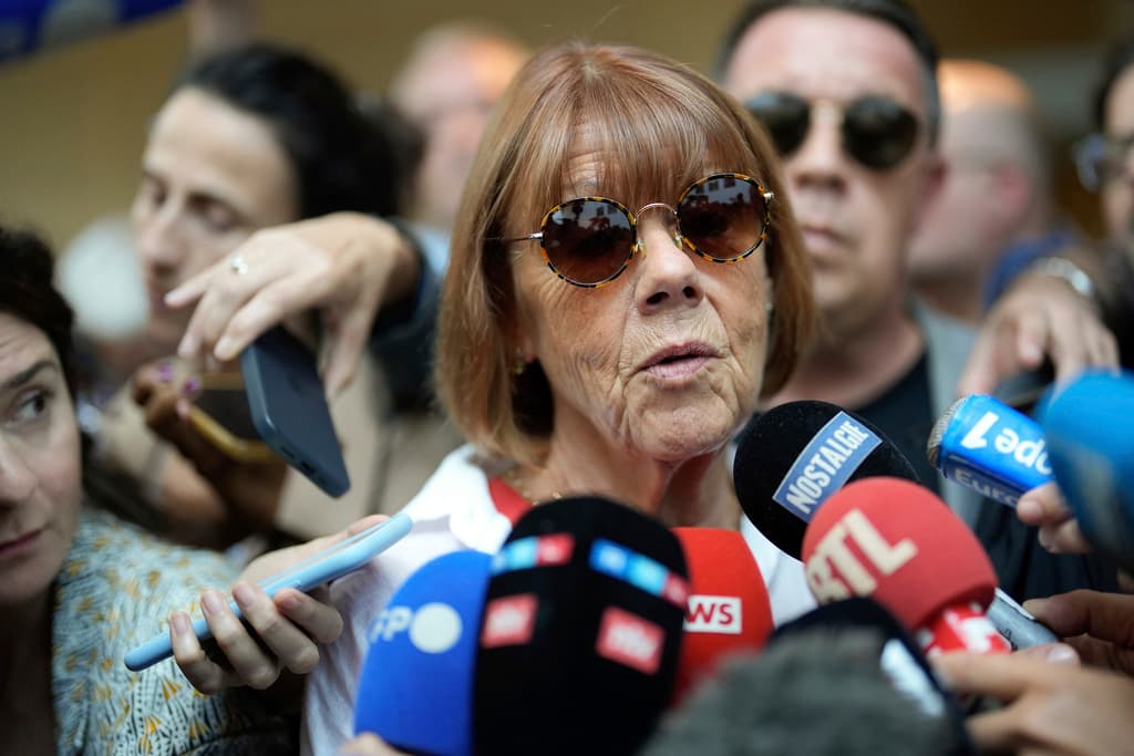 "Soy un violador, como todos los demás acusados": Dominique Pélicot, el 'monstruo de Avignon', admite su culpa