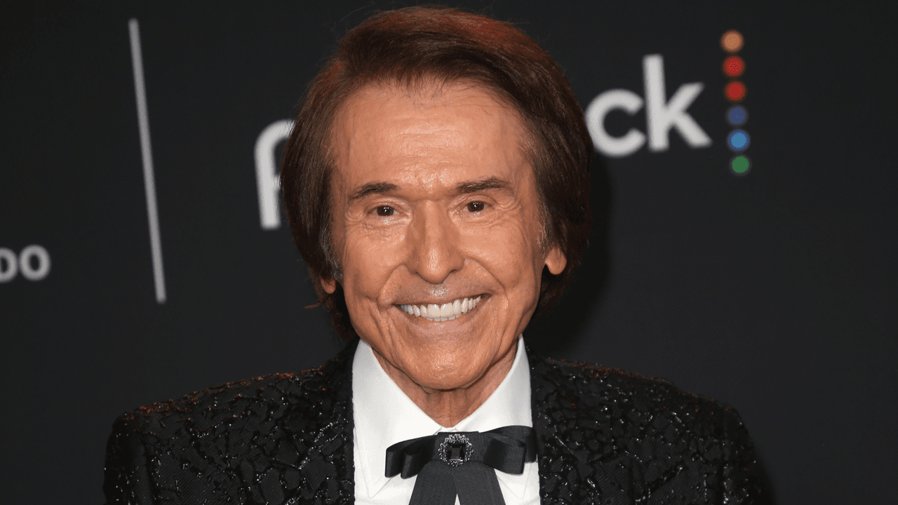 Raphael padece esta enfermedad; ¿saldrá pronto del hospital?