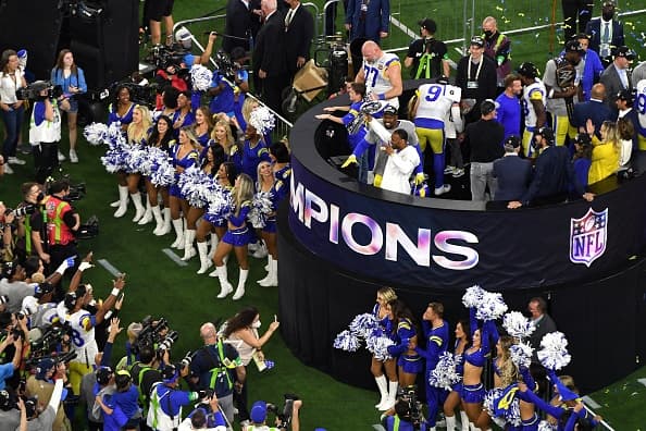 Sin embargo, la determinación de los jugadores de Los Rams definió la noche para el triunfo local.