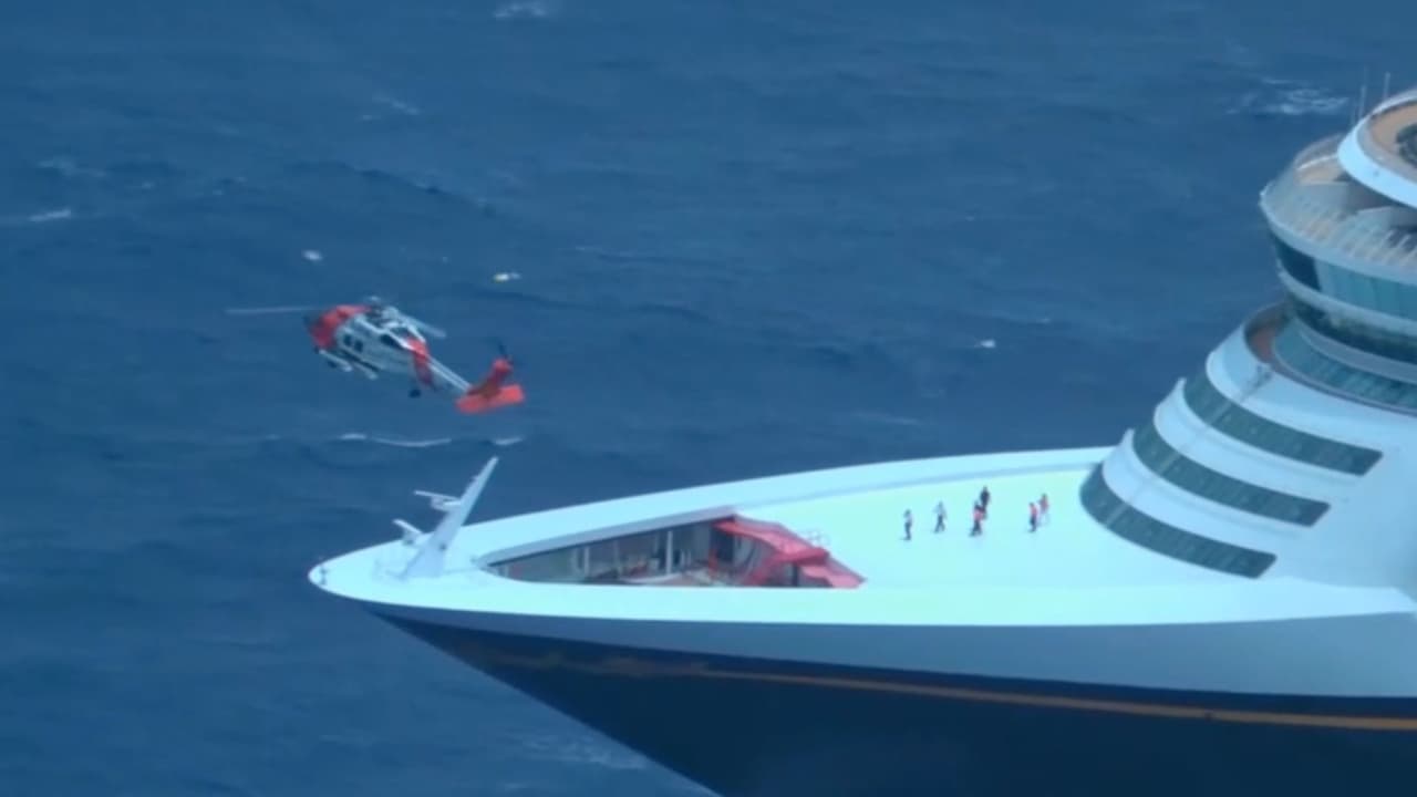 Evacuan a una pasajera embarazada de un crucero de Disney Fantasy