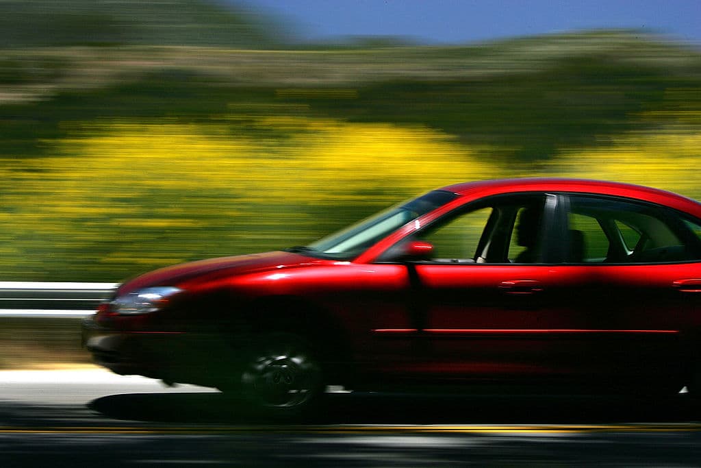 Multas y hasta cárcel: estas son las nuevas penas por manejar a alta velocidad en Florida
