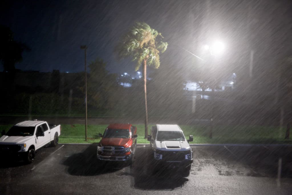 En Chiefland, las ráfagas de viento del huracán Debby venían acompañadas de bastante lluvia.