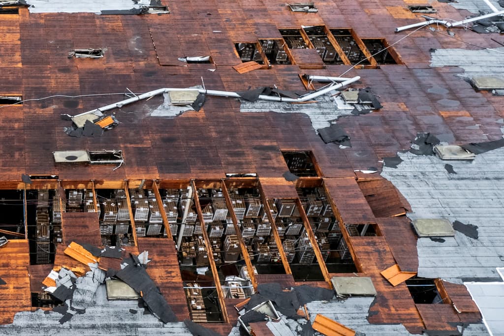 Los científicos confirmaron que el tornado se desarrolló con rapidez y su potencia fue suficiente para destruir 17 edificios industriales o galpones. Al menos 11 de las estructuras quedaron temporalmente inhabitables