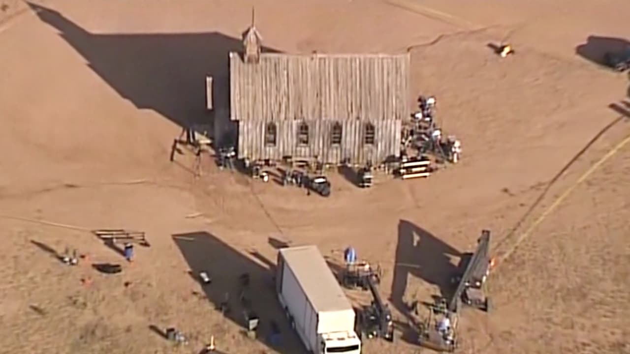 El jueves 21 de octubre del 2021, un terrible hecho tomó lugar en el set de grabación de la nueva película de Alec Baldwin en Nuevo México.