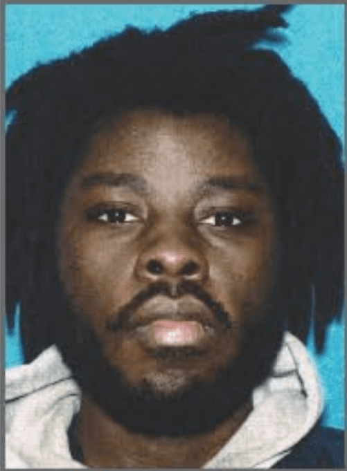 <h3 class="cms-H3-H3">Ndachi Ndungu</h3>
<br>
<br>Este hombre de 25 años y habitante de Jersey City, Nueva Jersey fue arrestado el pasado 28 de mayo. Las autoridades creen que intentó fabricar 
<a href="https://www.univision.com/temas/pornografia-infantil">pornografía infantil </a>y quiso robar mediante el uso de la extorsión; 
<b>dos delitos de segundo grado. </b>
<br>
<br>