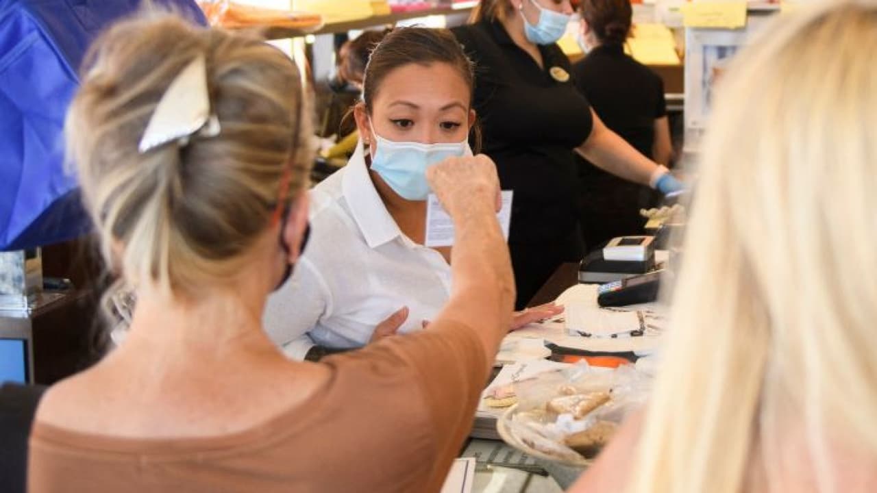 Entran en vigor nuevas medidas contra el covid-19 en Puerto Rico