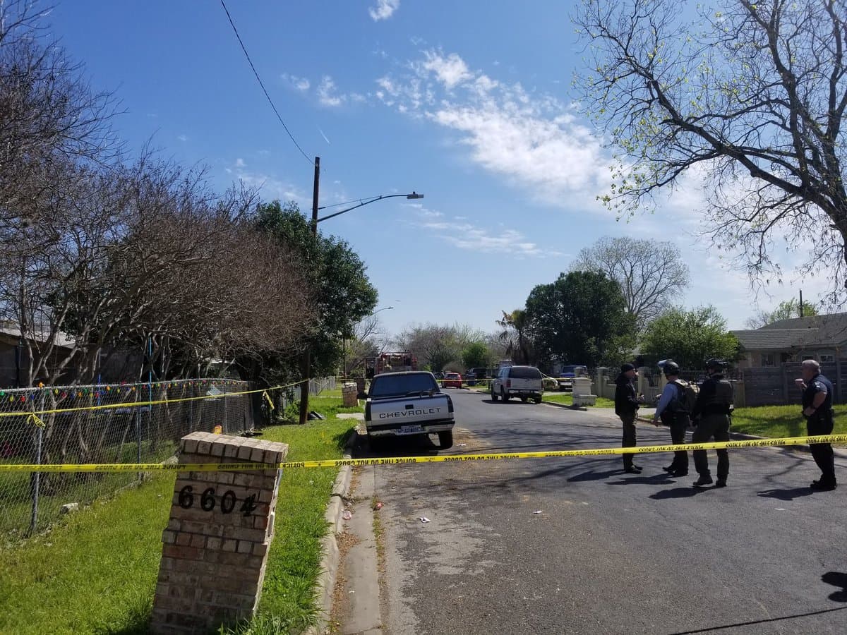 <b>Tercera explosión, </b>12 de marzo de 2018.
<b> </b>En la detonación resultó gravemente herida una hispana de 75 años, que las autoridades aún no han identificado. Ocurrió solo horas después de la segunda explosión.