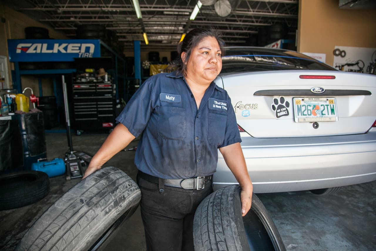 March 8 was a fateful day for Matías 'Maty' Muy, a 42-year-old Guatemalan woman. An appointment to renew her work permit ended with her husband in detention and her with an electronic ankle monitor. But the woman decided she had to keep fighting for her 13-year-old son Jimmy.