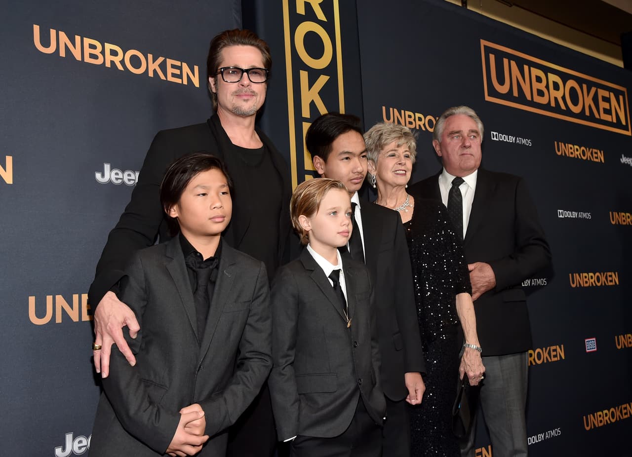 "Brad nunca quiso adoptar a Pax y estaba enojado porque ella procedió a la adopción", dijo la fuente de US Weekly.