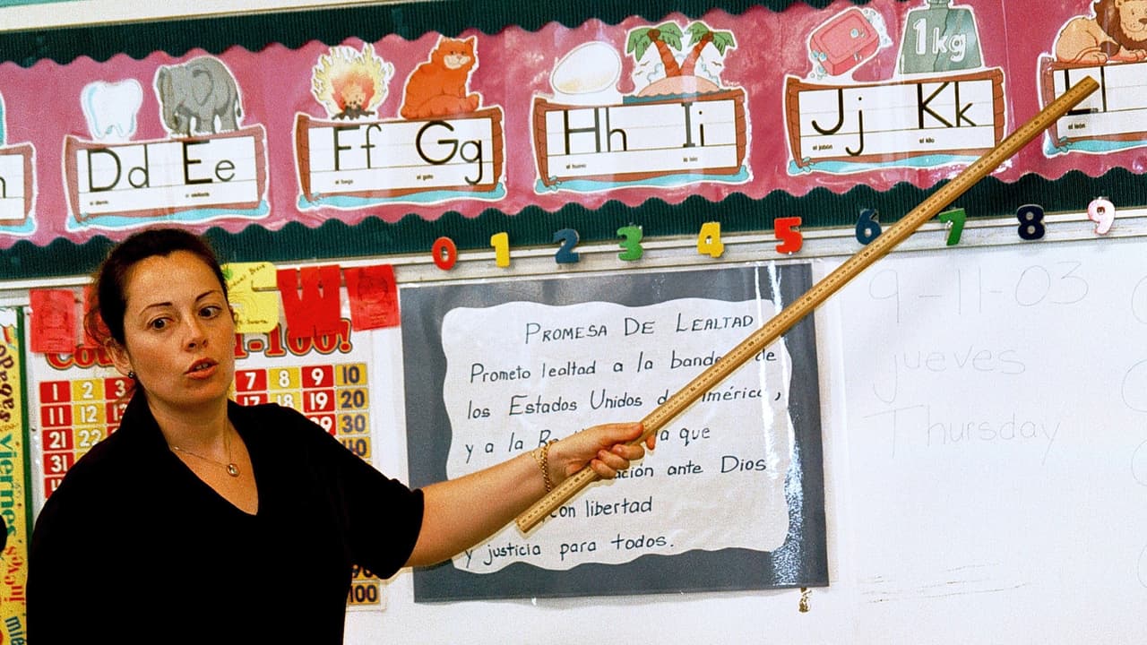 Distritos escolares del área de Houston abren registro para maestros bilingües que busquen certificarse