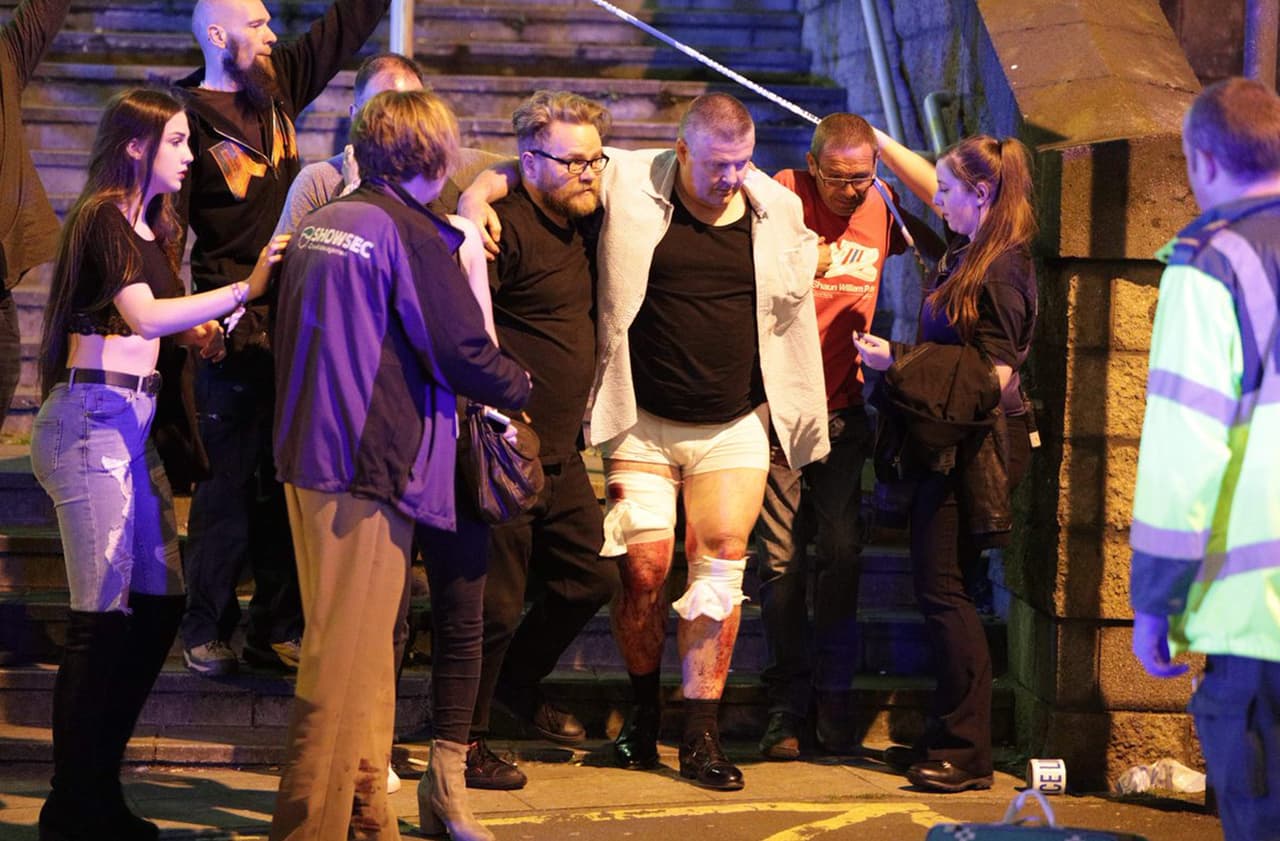 La policía británica informó de 
<b>la detención de un hombre de 23 años</b> en conexión con el ataque. Sin embargo, las autoridades no han revelado la identidad del arrestado.