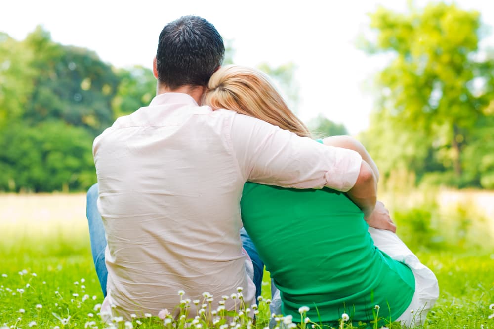 En cuestiones sentimentales, ariano, has echado a andar por el hermoso camino del perdón y la reconciliación y a partir de ahora te propones vivir sin que nada perturbe tu felicidad. Si la impertinencia u observaciones de un pariente o una amistad entrometida te molestan, ¡no les escuches!