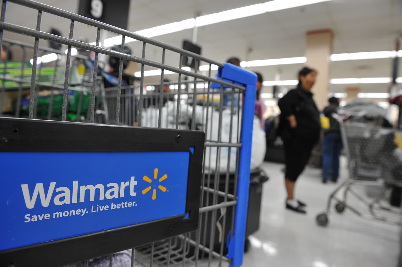 Este programa, según las autoridades, garantizará que los floridanos puedan acceder a alimentos nutritivos al tiempo que practican el distanciamiento social y la cuarentena para reducir la propagación del coronavirus. 
<br>
<br>