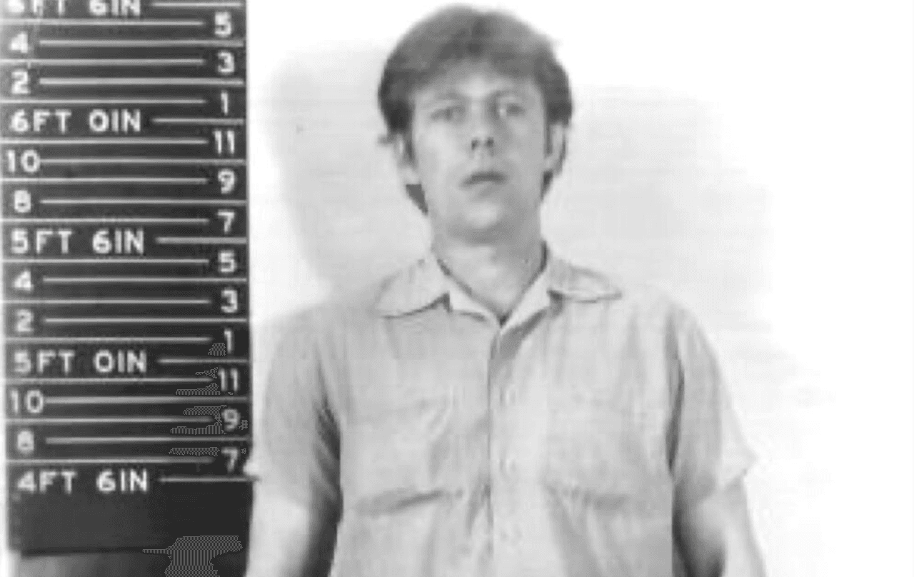 Una foto del archivo policial de Indiana de Harry Edward Greenwell.