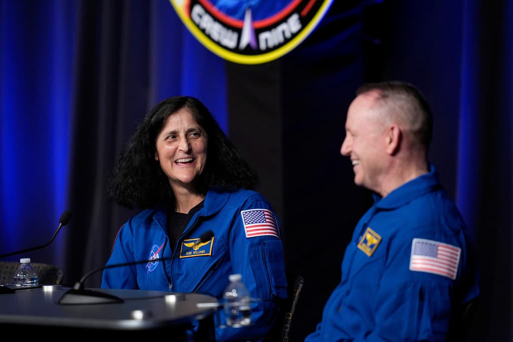 Los astronautas de la cápsula Starliner dicen que volverían al espacio a pesar de las fallas que los mantuvieron meses allá