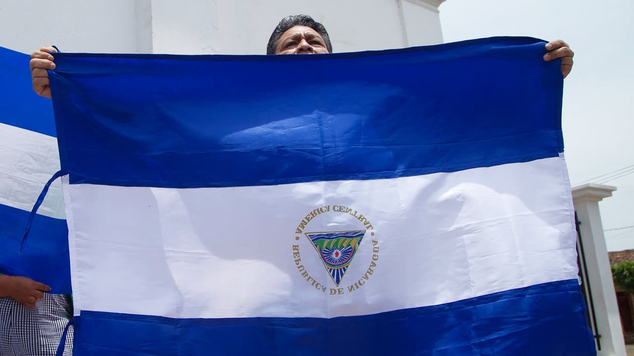 Suspensión del TPS provoca despidos de nicaragüenses y hondureños en el DMV: hispanos denuncian