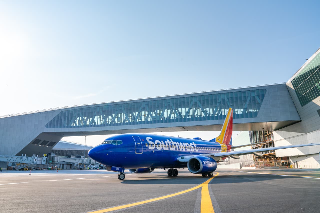 La nueva terminal mide 1.3 millones de pies cuadrados y fue diseñada teniendo en cuenta su funcionalidad. 
<br>