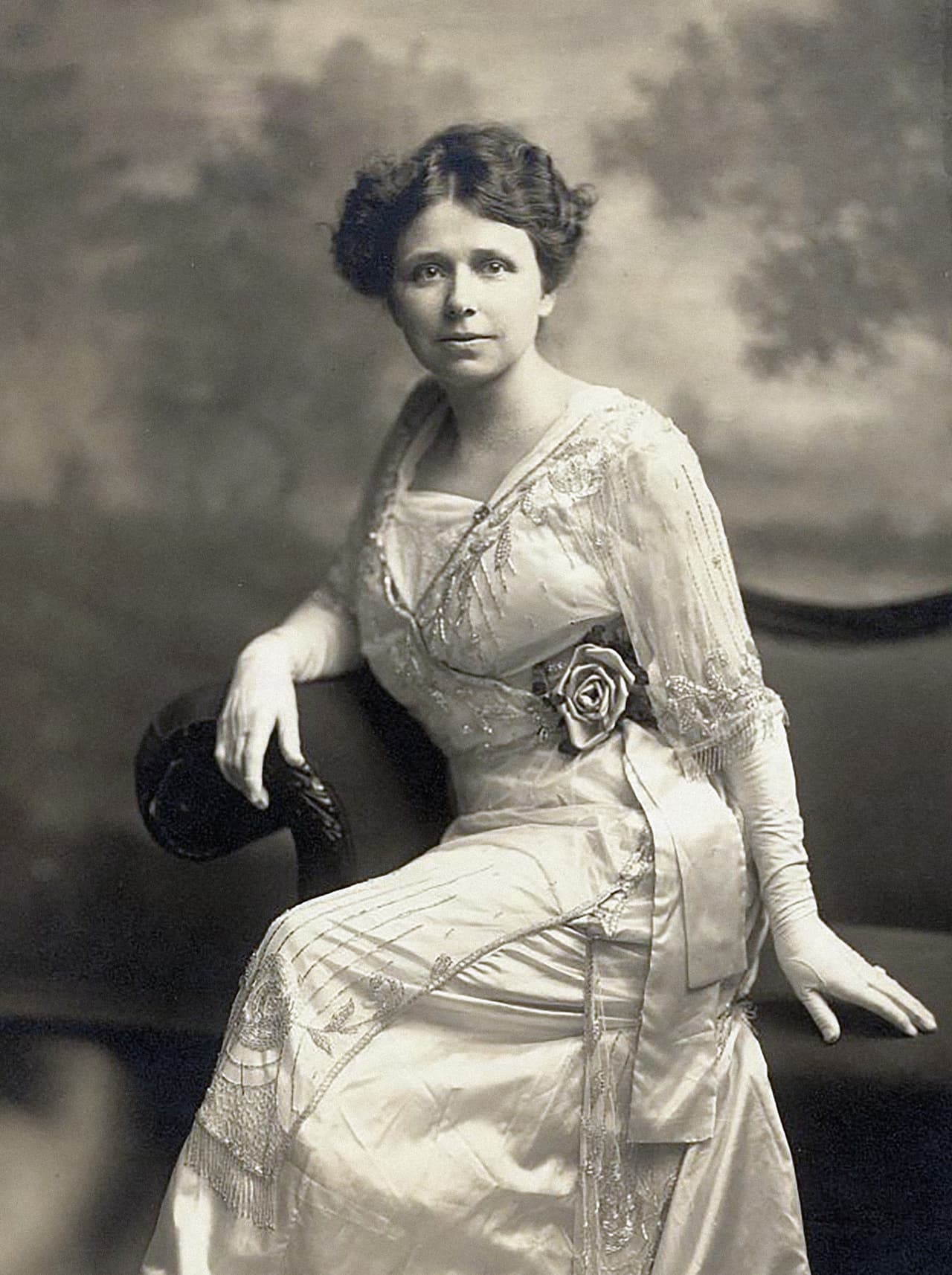 <b>La primera senadora: Hattie Caraway (1878-1950).</b> Fue la primera mujer elegida como senadora de Estados Unidos, representando al estado de Arkansas por el partido demócrata en 1932. Llegó a ser presidenta del Senado.