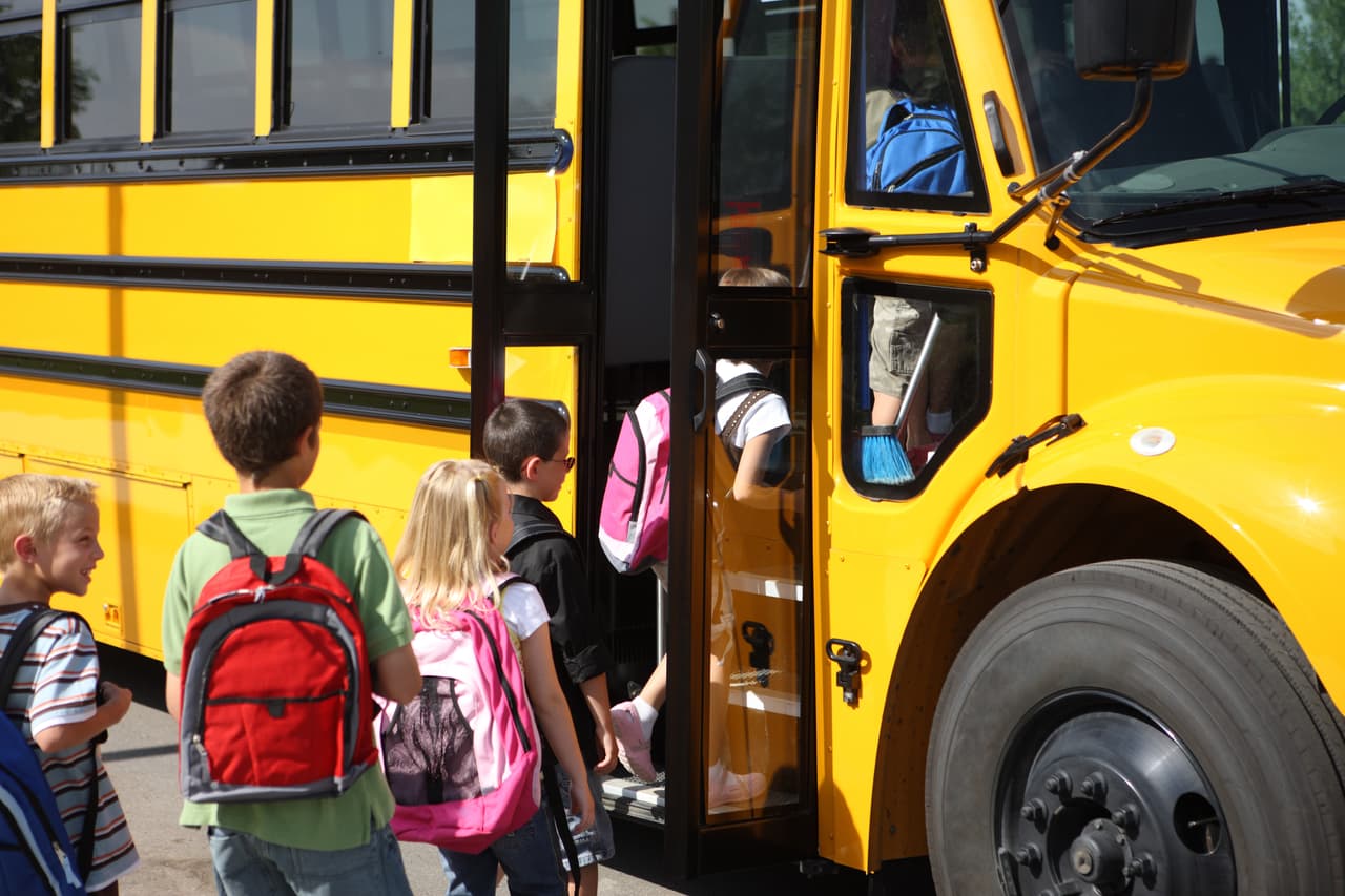 <b>Escuelas públicas del condado de Coweta</b>. Fecha de inicio: 5 de agosto. Más información 
<a href="https://www.cowetaschools.org/" target="_blank">aquí</a>.
