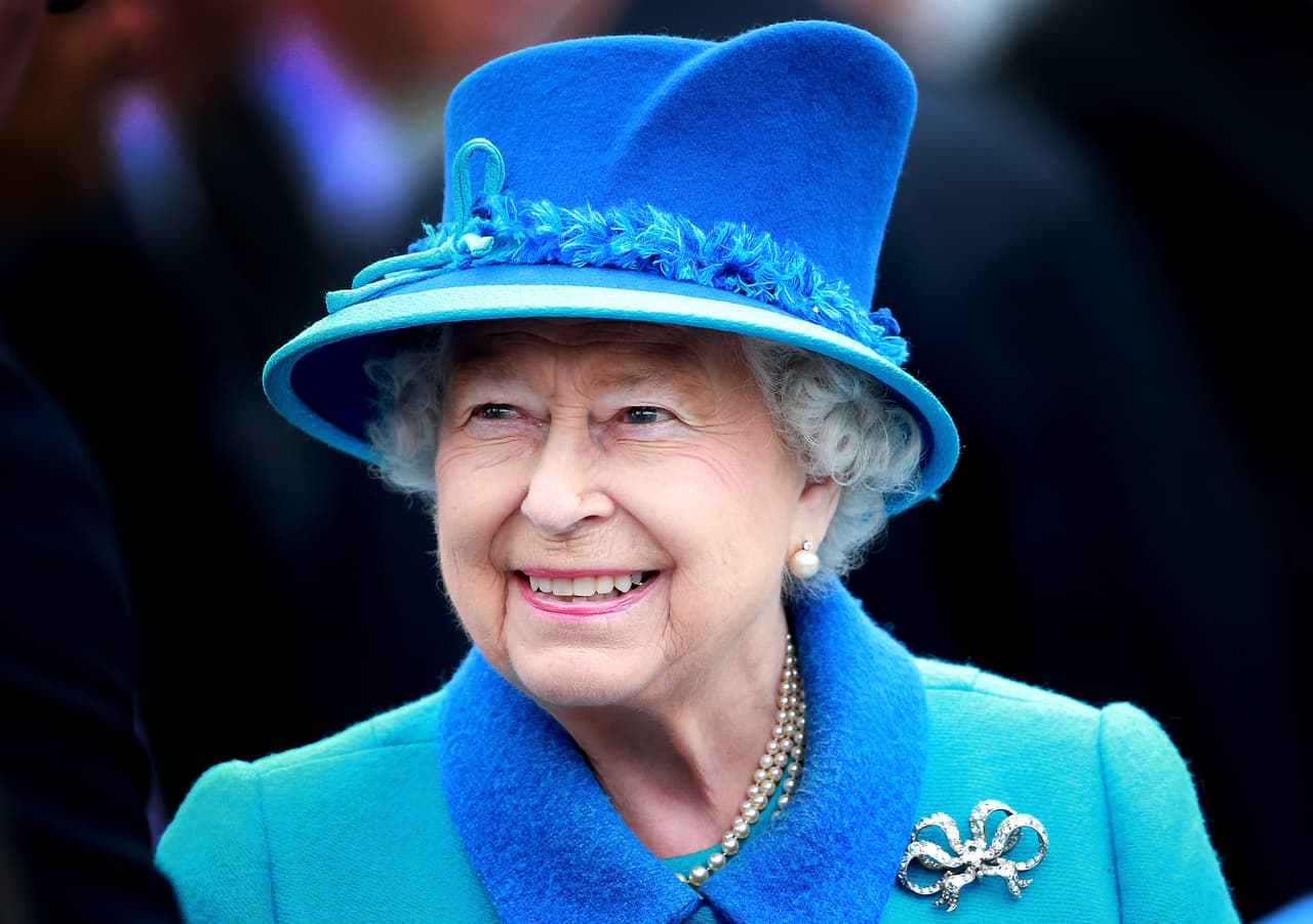 Para 2022 el astrólogo insiste en que perderemos a una gran figura histórica en la política. Aunque desde hace par de años se anunciaba también una profecía similar en que muchos especulaban que hablaba de la Reina Isabel II, no se ha cumplido, aunque la monarca sí ha visto deteriorada su salud.