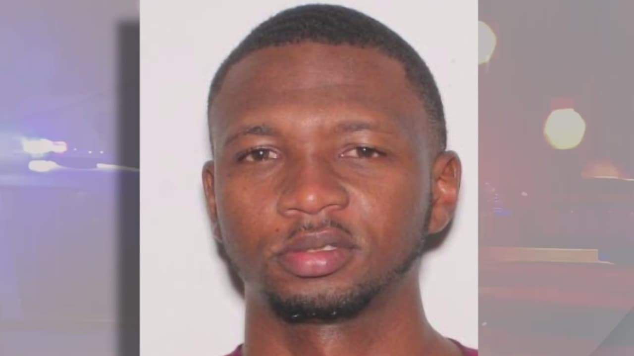 Arrestan a un bombero por exposición indecente a plena luz del día en South Miami