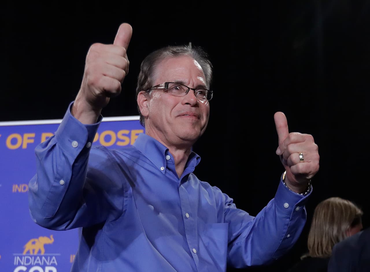 El republicano 
<b>Mike Braun</b> derrotó al senador demócrata Joe Donnelly en Indiana y cambió de color un puesto clave en el Senado, en manos de Partido Demócrata desde hacía seis años.
