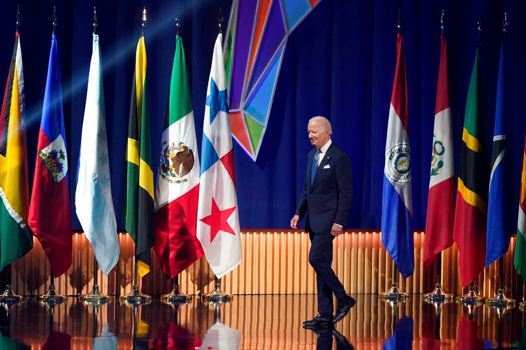 Inmigración, cambio climático y salud: temas de una 'incompleta' Cumbre de las Américas