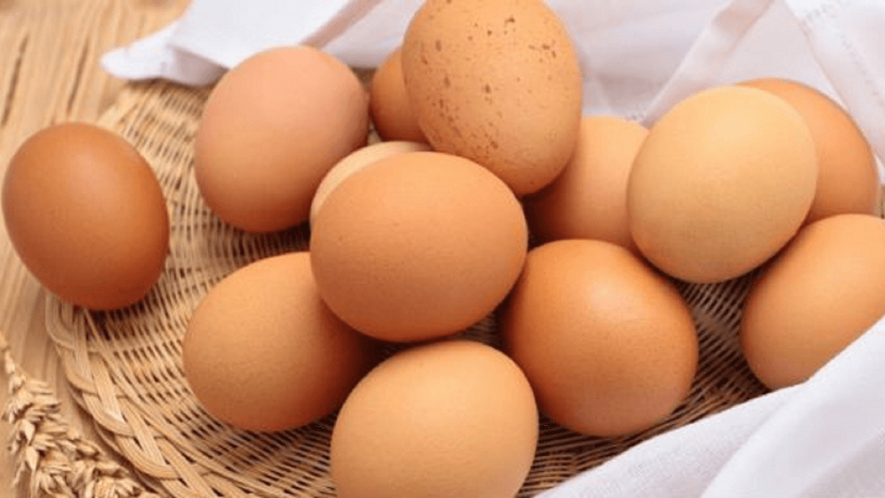 ¿Lavar o no lavar los huevos? Su cascarón tiene bacterias nocivas para la salud