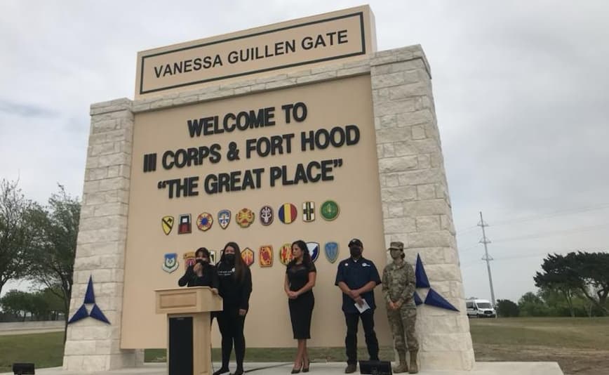 La nueva puerta de entrada de Fort Hood nombre por Vanessa Guillén fue inaugurado el 19 de abril, 2021.