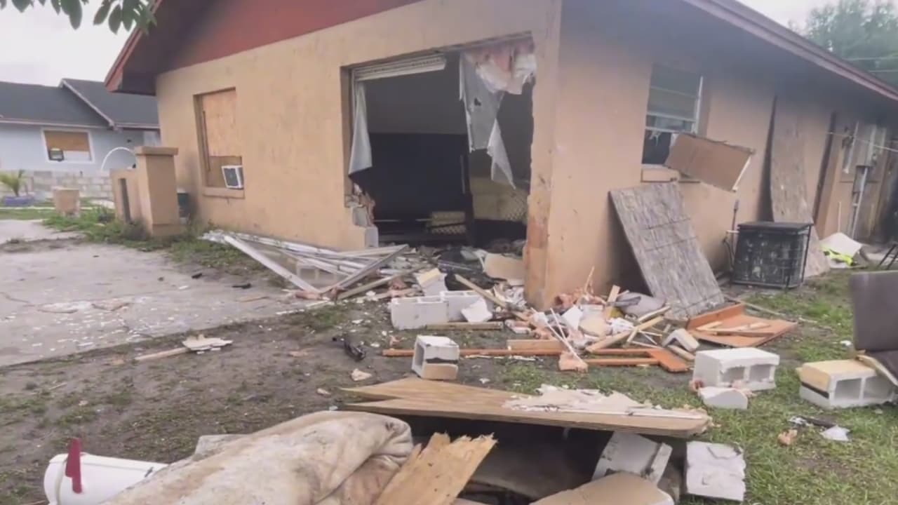 Dos muertos, una casa destruida y dolor familiar tras presunta transacción de drogas en el condado Polk