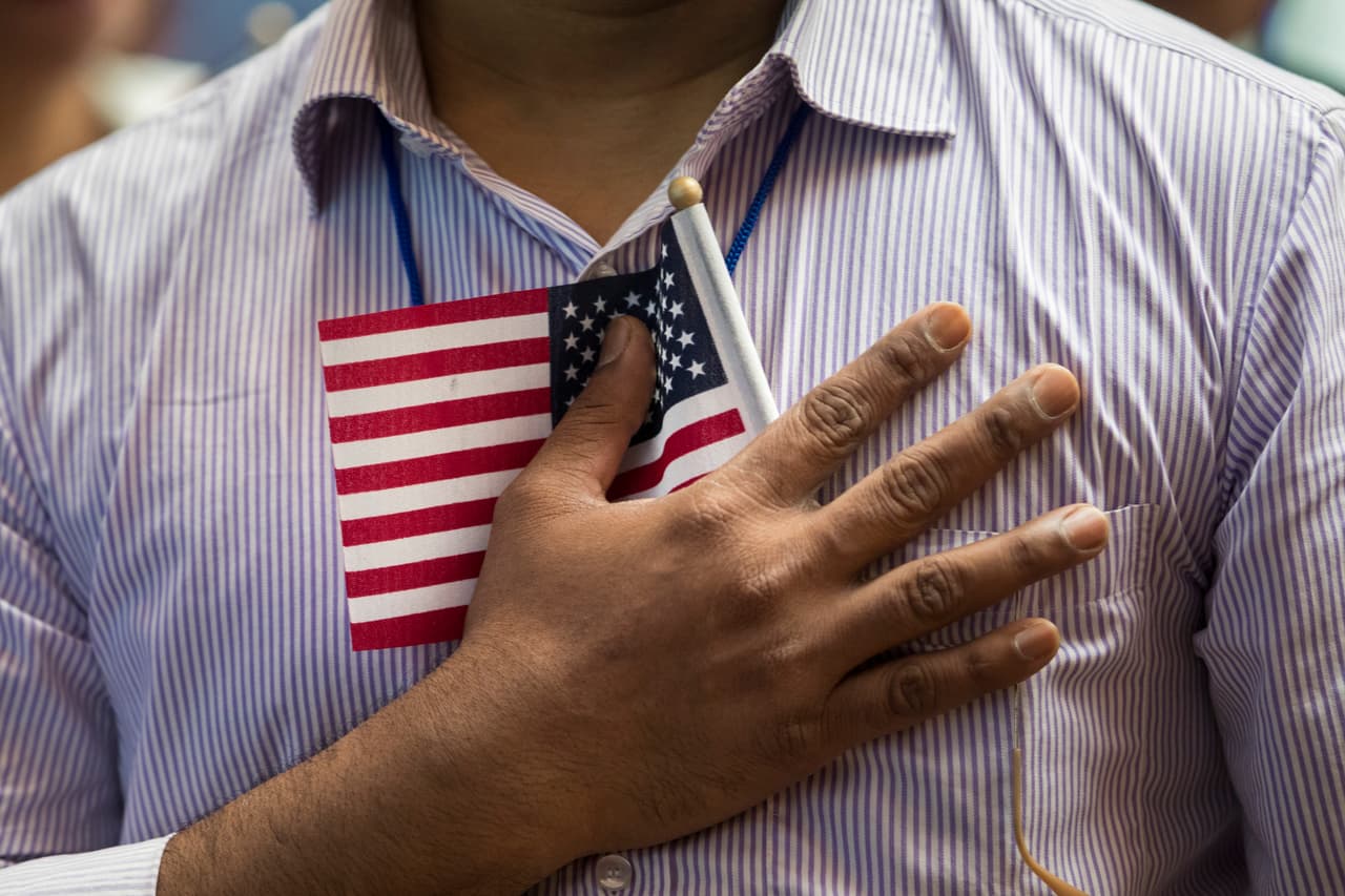 ¿Calificas para ser ciudadano de EEUU? En ‘Hablemos de Inmigración’ te explicamos los requisitos clave