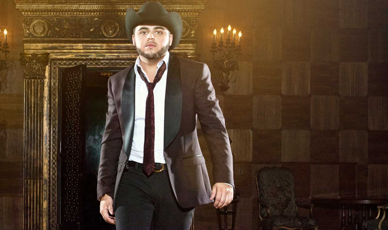 En donde Gerardo Ortiz también podría actuar. ¿Te los imaginas en 
<i>La doble vida de Estela Carrillo</i>?