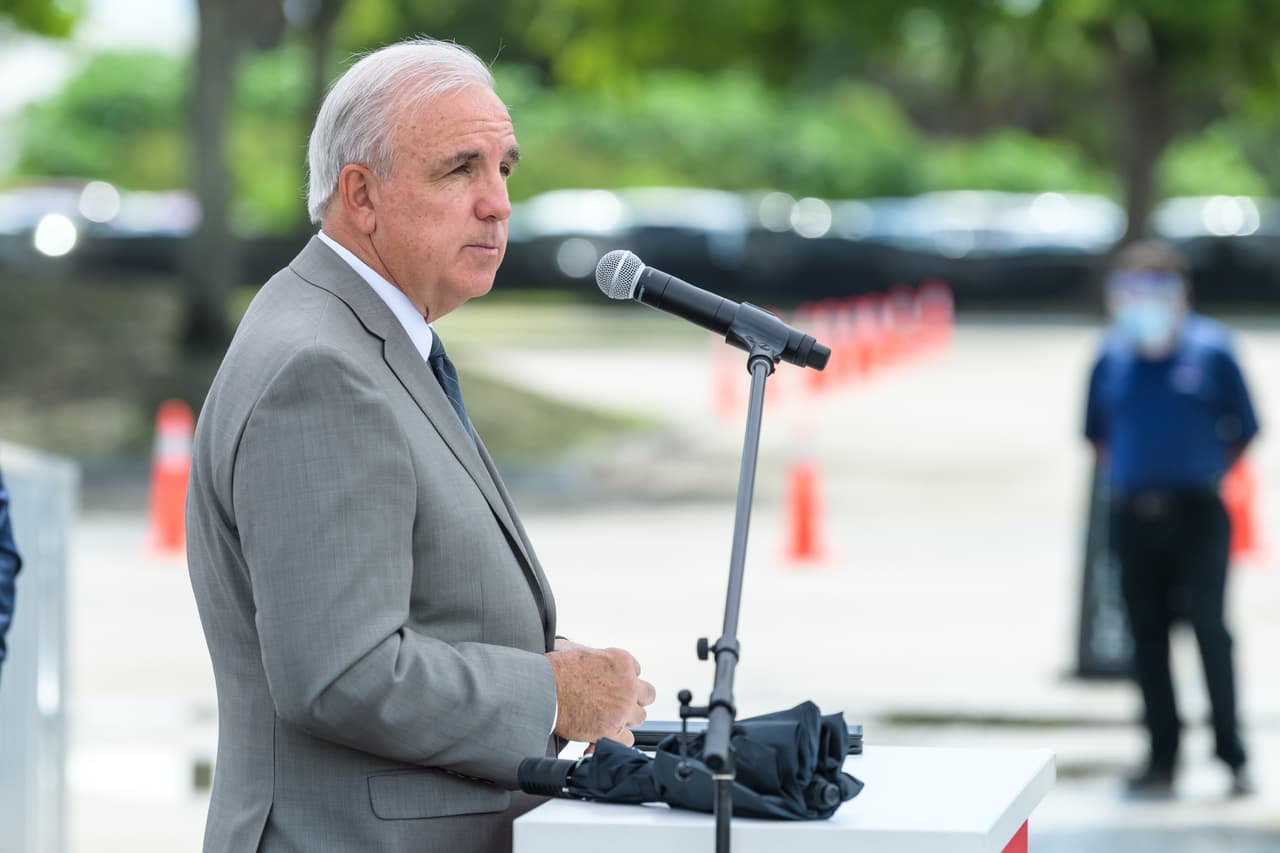 El condado Miami-Dade reanuda el cumplimiento de las órdenes judiciales de desalojos. 
<br>