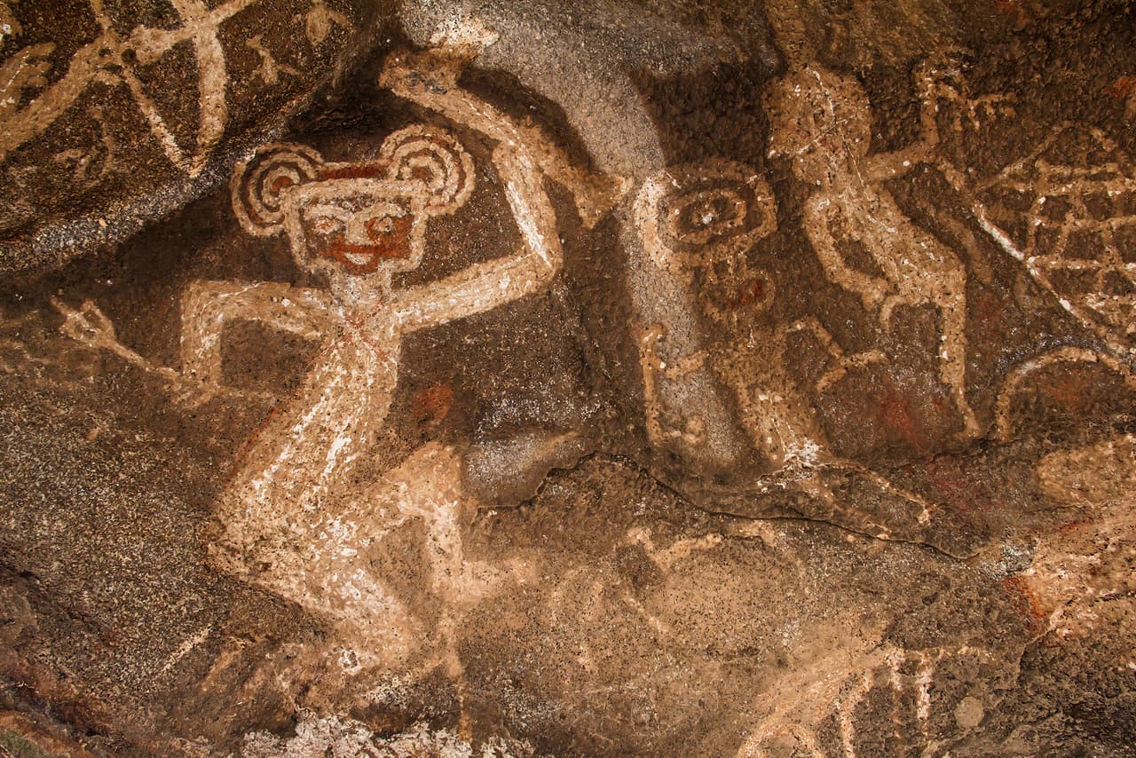 Las representaciones de animales nacieron desde la época de la prehistoria, y se pueden apreciar en las pinturas rupestres.