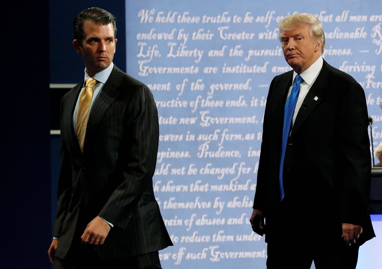 Trump defiende a su hijo del 'Rusiagate' y denuncia la "cacería de brujas más grande de la historia"