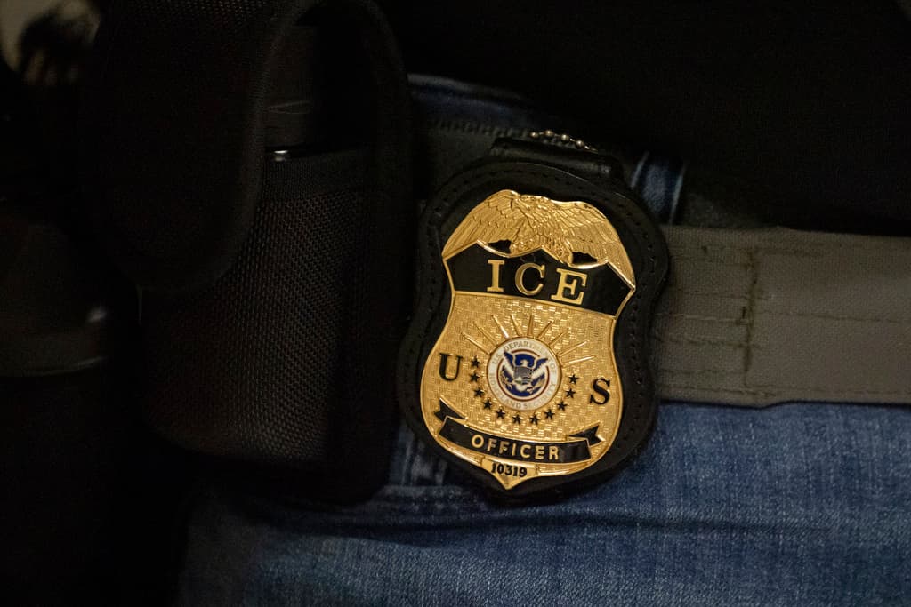 Caroline Dias, una dreamer detenida por ICE tras una parada de tráfico por manejar cerca de un camión