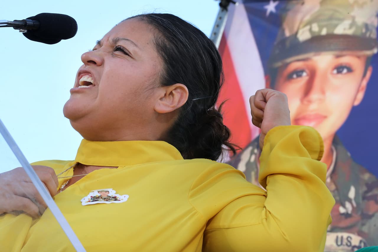 Gloria Guillén indicó que en su reunión con el presidente Trump pediría que se investigue a la base militar de Fort Hood. Según informes de las autoridades militares, la soldado murió el 22 de abril a consecuencia de los golpes que le dio con un martillo el soldado Aaron David Robinson, quien se suicidó antes de ser arrestado.