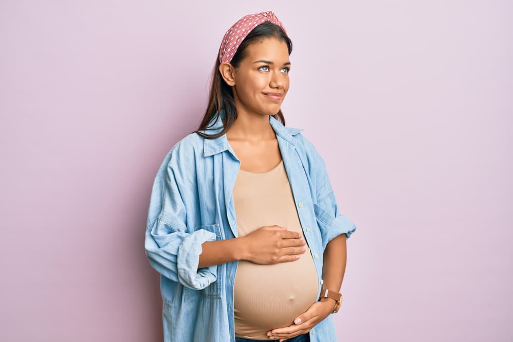 <h3 class="cms-H3-H3"><b>Si sueñas que estás embarazada pero de gemelos</b></h3>
<br>puede ser que esté preocupado por un problema o complicación de algo futuro que te espera, por partida poble. Porque así como mellizos pueden traer el doble de alegría, también es el doble de responsabilidad, preocupaciones, retos y miedos.